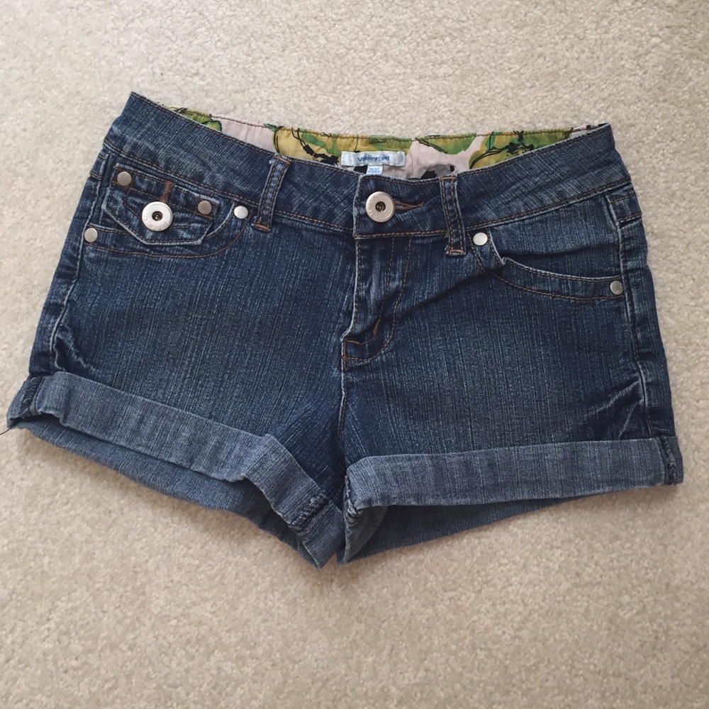 Valley Girl cuffed denim short shorts 0